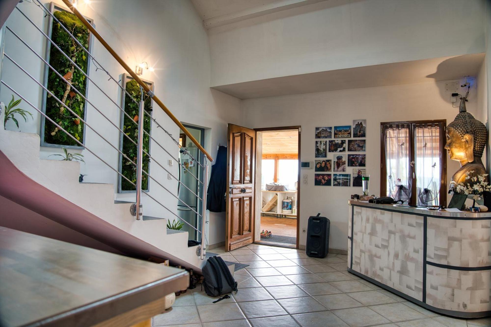 Apartamento Domaine Des Rigaud Garchizy Exterior foto